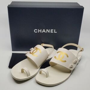 Chanel Leather CC Toe-Ring Slingback Sandals